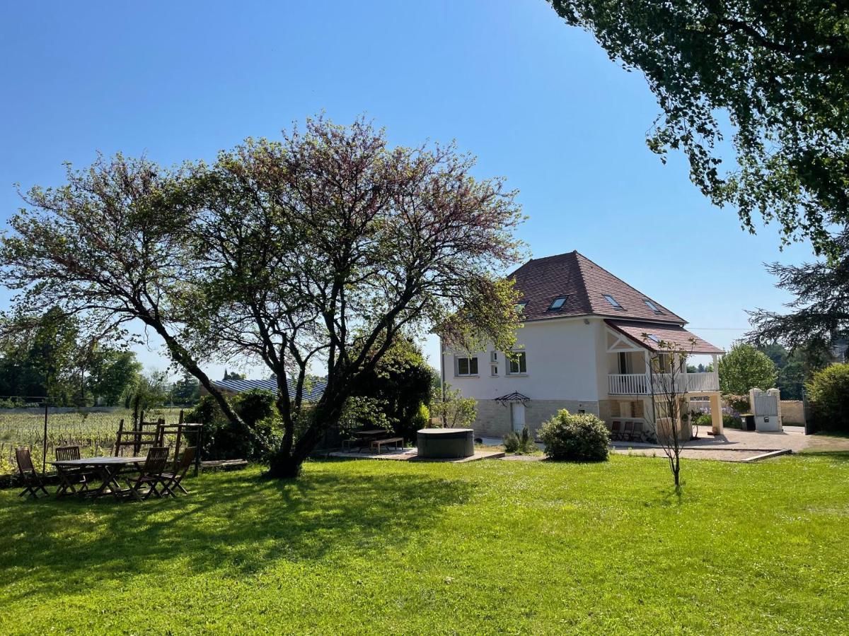 Villa De La Roseraie Rully  Bagian luar foto